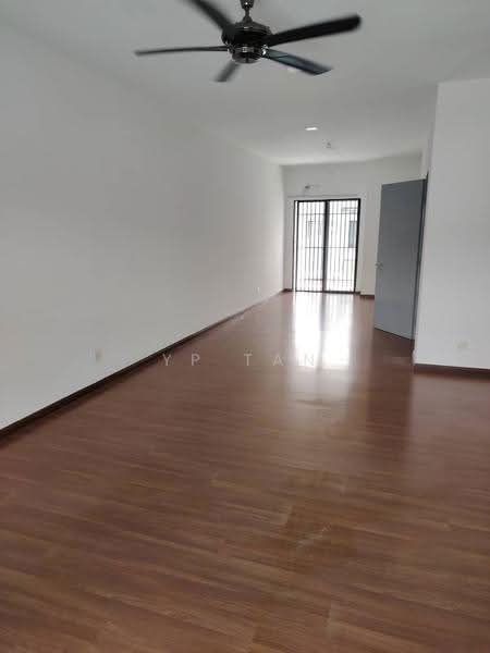 Rumah Teres 3-Tingkat untuk Dijual di Lake Fields (Sungai Besi) - YP Tan - Living Room - PropertyGuru.com.my