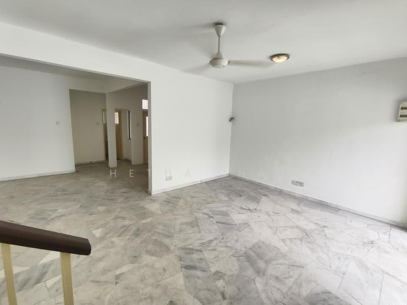 Rumah Teres 2-Tingkat untuk Dijual di Kota Emerald (Rawang) - Hetha Chan - Living Room - PropertyGuru.com.my