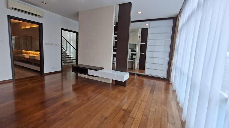 Vila Berkembar untuk Disewa di Tanjung Bungah (Penang) - HC Tan - Living Room - PropertyGuru.com.my