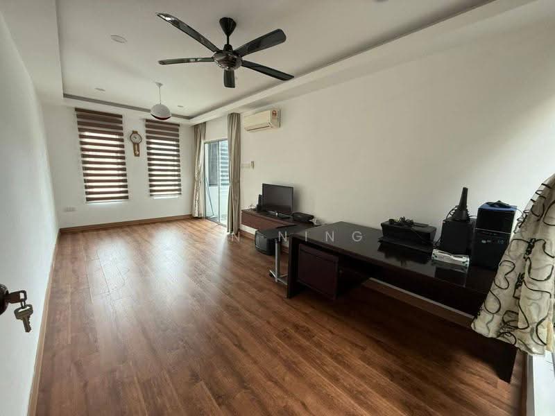 2-storey Terraced House for Sale in Bandar Seri Alam (Masai) - Wan Ning - Study - PropertyGuru.com.my