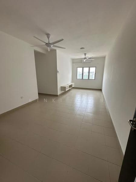 Pangsapuri untuk Disewa di Residensi Akasia Jubilee - KINKI CHAN - Living Room - PropertyGuru.com.my