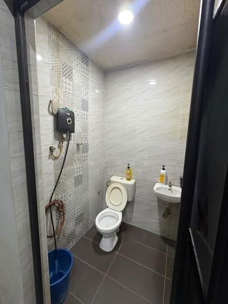 1-storey Terraced House for Rent in Taman Pulai Emas (Kulai) - Mathan Kumar - Bathroom - PropertyGuru.com.my