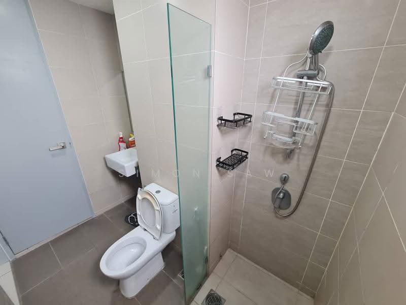 Kondominium untuk Disewa di Tropicana Bay Residences - Simon Saw - Bathroom - PropertyGuru.com.my