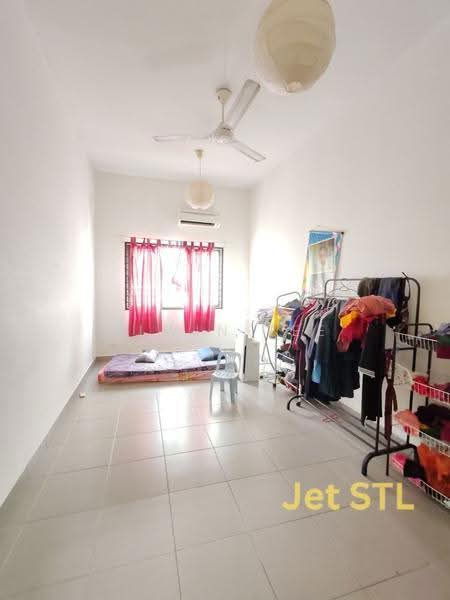 Rumah Teres 2-Tingkat untuk Dijual di Setia Indah (Setia Alam) - Alwin Lee - Bedroom - PropertyGuru.com.my