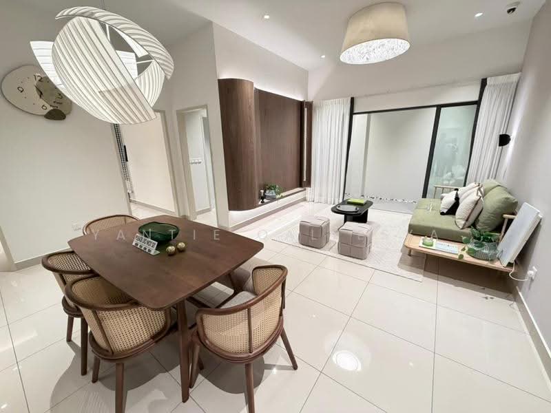 Condominium for Sale at Residensi Kirana - Yantie Qaleesya - Living Room - PropertyGuru.com.my