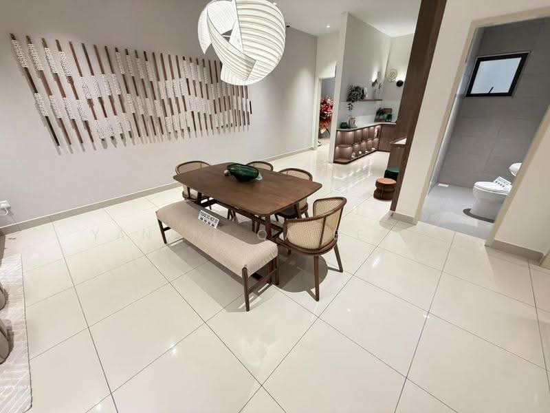 Condominium for Sale at Residensi Kirana - Yantie Qaleesya - Dining Room - PropertyGuru.com.my