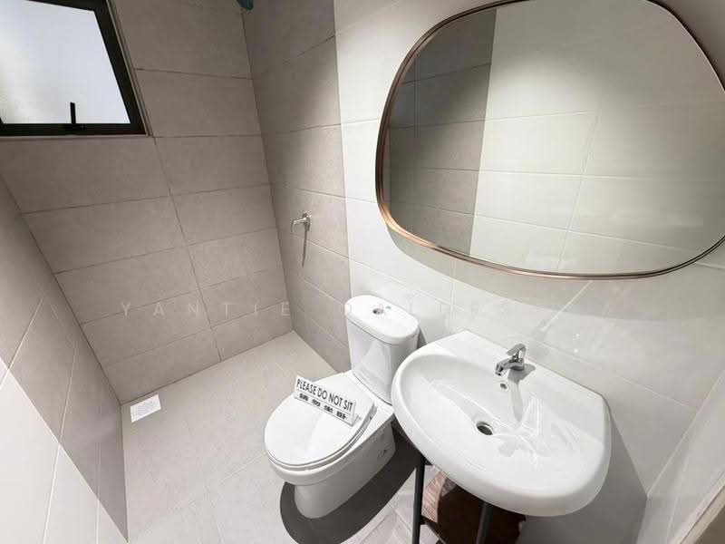 Condominium for Sale at Residensi Kirana - Yantie Qaleesya - Bathroom - PropertyGuru.com.my