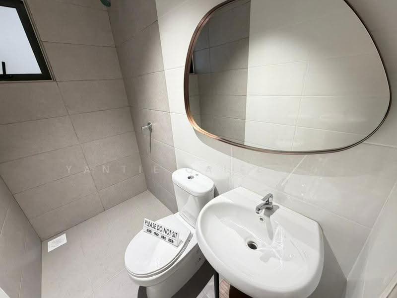 Condominium for Sale at Residensi Kirana - Yantie Qaleesya - Bathroom - PropertyGuru.com.my