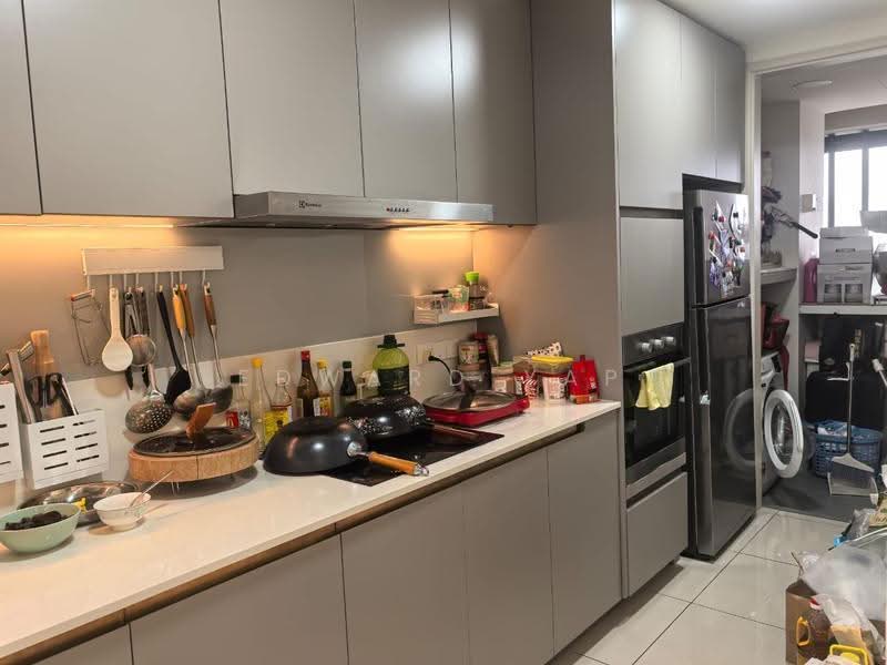 Kediaman Servis untuk Dijual di Residensi Solaris Parq - Edward Yap - Kitchen - PropertyGuru.com.my