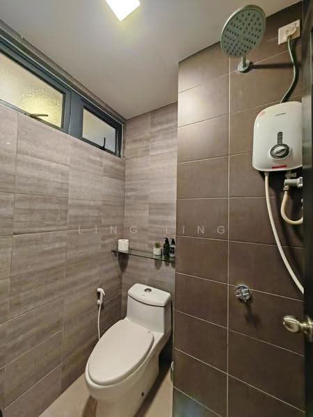 Service Residence for Rent at Symphony Tower (Menara Simfoni) - Ling Ling - Bathroom - PropertyGuru.com.my