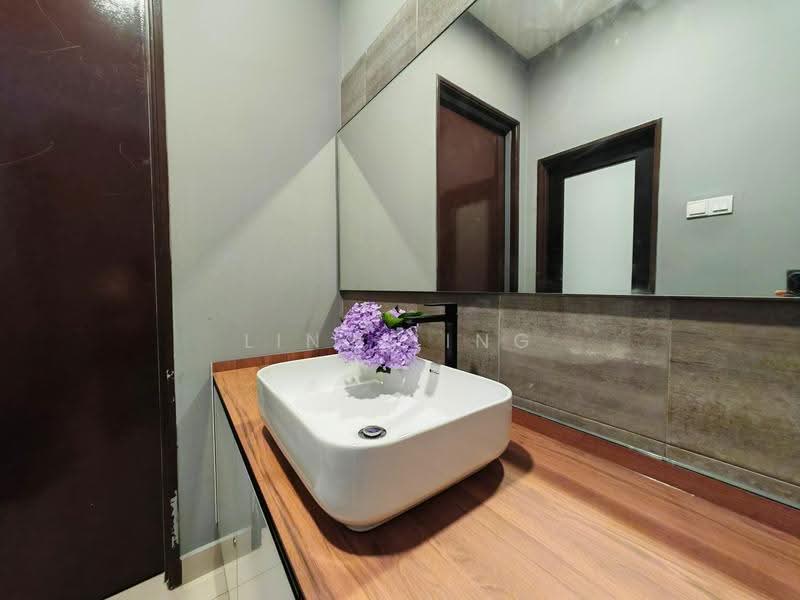 Service Residence for Rent at Symphony Tower (Menara Simfoni) - Ling Ling - Bathroom - PropertyGuru.com.my