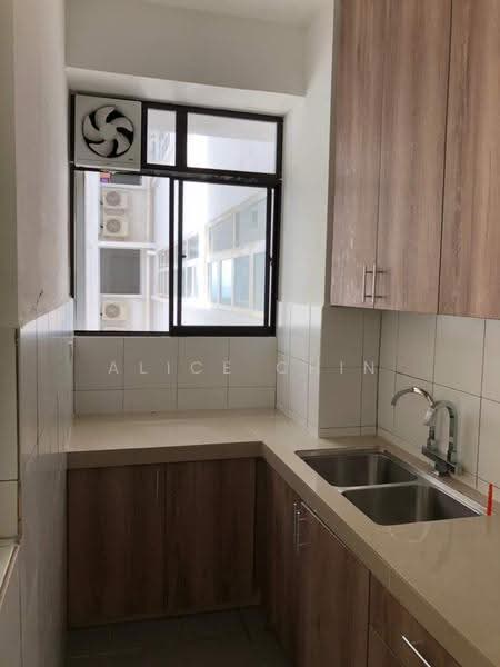 Condominium for Sale at Vina Residency (Vina Versatile Homes) - Alice Chin - Kitchen - PropertyGuru.com.my