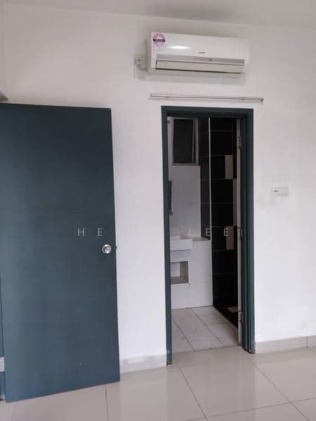 Service Residence for Sale at D'Ambience Residences (Pangsapuri Ikatan Flora) - Henry Lee - Bathroom - PropertyGuru.com.my