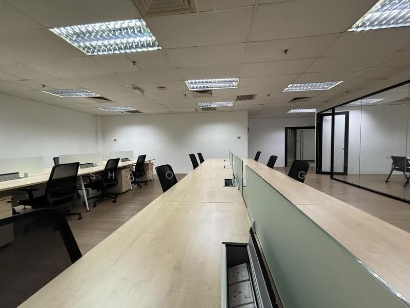Office for Rent in KLCC (KL City Centre) - Sharon Cheng - Interior - PropertyGuru.com.my