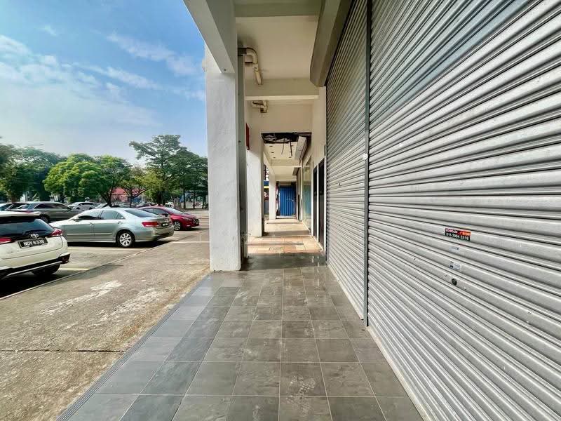 Shop / Office for Rent in Seksyen 7 (Shah Alam) - Izza Is - Exterior - PropertyGuru.com.my