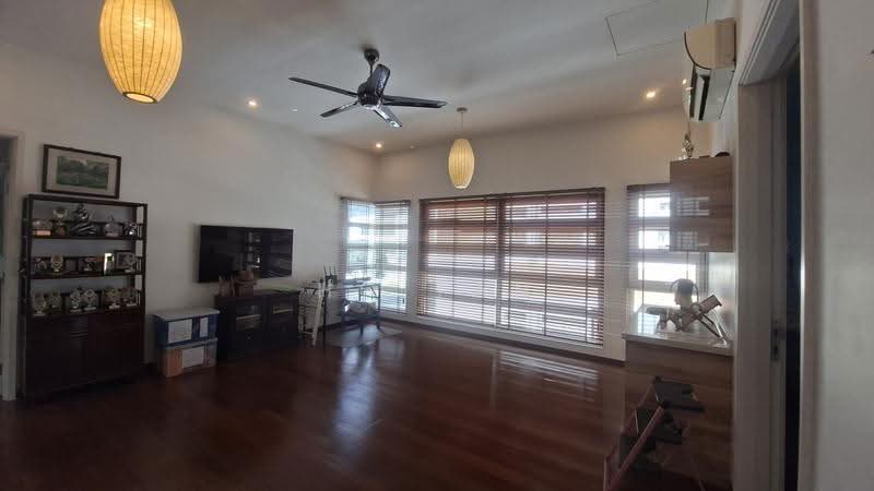 Rumah Berkembar untuk Dijual di Tanjung Bungah (Penang) - HC Tan - Living Room - PropertyGuru.com.my