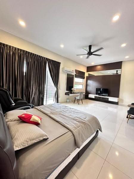Rumah Berkembar untuk Dijual di Taman Bayu Puteri (Johor Bahru) - Akmal Bin MD Ali - Bedroom - PropertyGuru.com.my