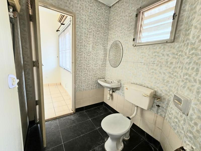 Rumah Teres 2-Tingkat untuk Dijual di Taman Putra Prima (Puchong) - Wendy Chin - Bathroom - PropertyGuru.com.my