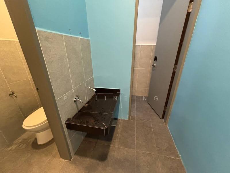 Shop / Office untuk Disewa di Eco Business Park 1 (Johor Bahru) - Pauline Ng - Bathroom - PropertyGuru.com.my