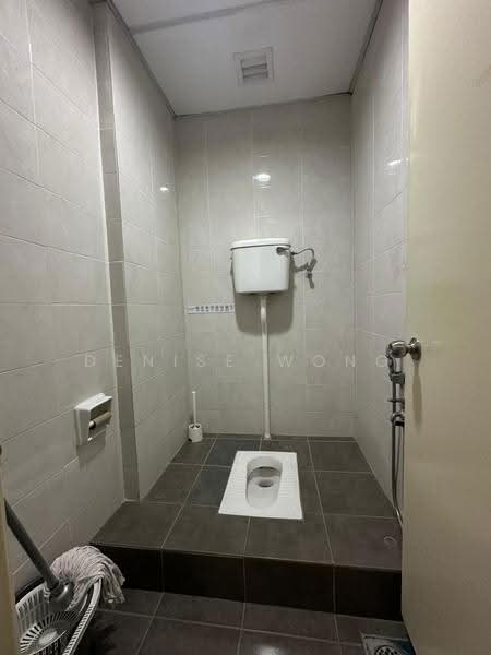 Shop / Office for Rent in Puchong (Selangor) - Denise Wong - Bathroom - PropertyGuru.com.my