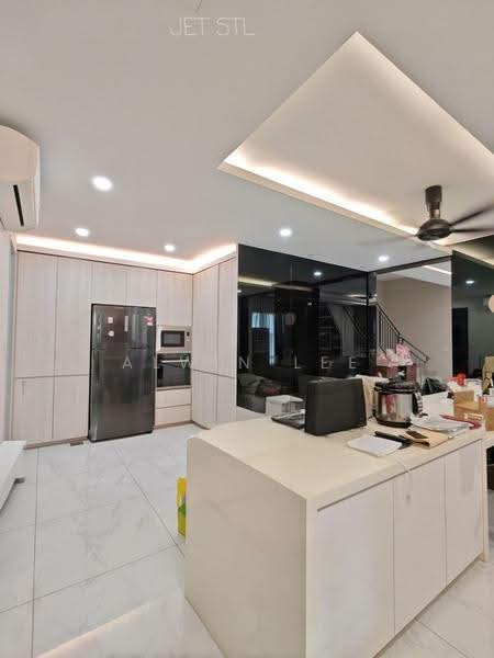 Cluster House for Sale in Setia Utama (Setia Alam) - Alwin Lee - Kitchen - PropertyGuru.com.my