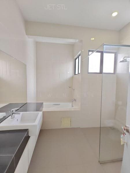 Cluster House for Sale in Setia Utama (Setia Alam) - Alwin Lee - Bathroom - PropertyGuru.com.my