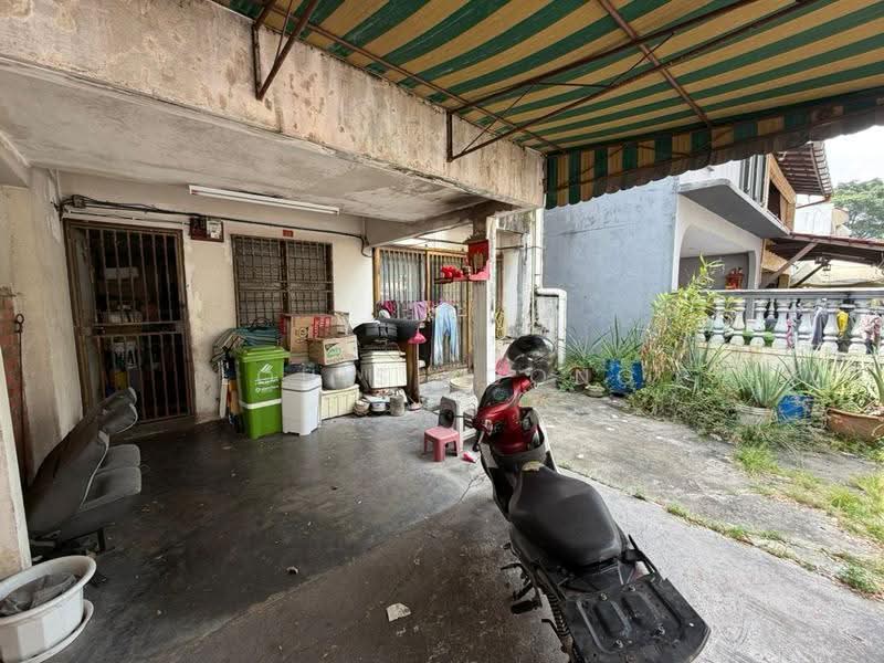 Rumah Teres 2-Tingkat untuk Dijual di Taman Kok Lian (Jalan Kuching) - Louis Foong - Exterior - PropertyGuru.com.my