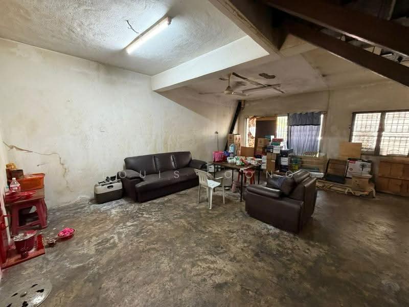 Rumah Teres 2-Tingkat untuk Dijual di Taman Kok Lian (Jalan Kuching) - Louis Foong - Living Room - PropertyGuru.com.my