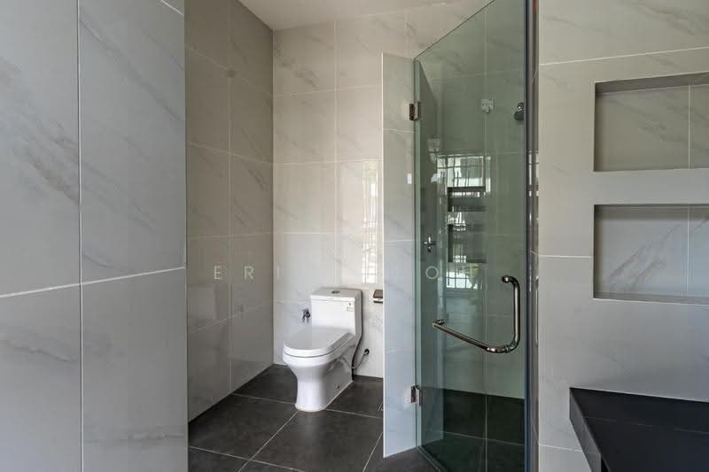 Rumah Teres 2-Tingkat untuk Dijual di Suria Residence (Cheras) - Eric Teoh - Bathroom - PropertyGuru.com.my