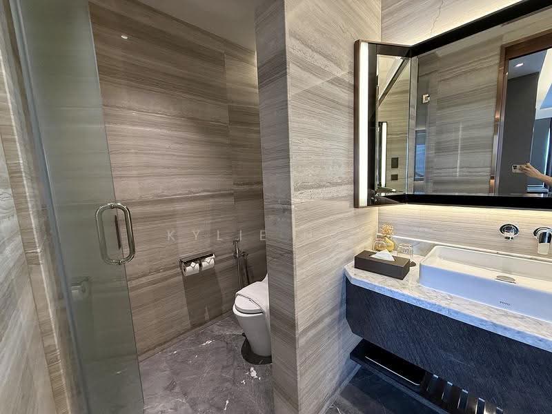 Kediaman Servis untuk Dijual di Imperial Lexis - Kylie Hoh - Bathroom - PropertyGuru.com.my