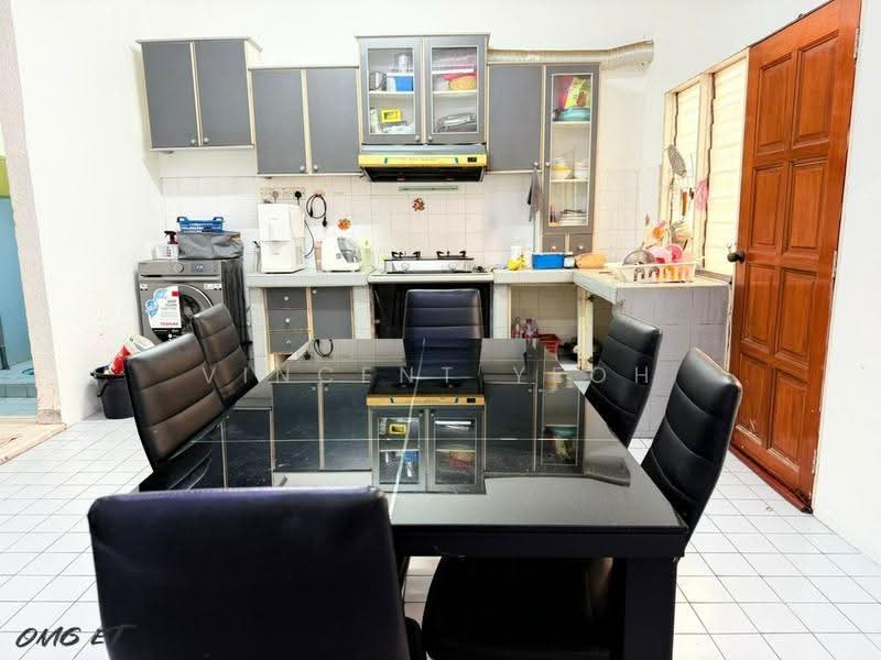 Rumah Teres 2-Tingkat untuk Dijual di Taman Klang Utama (Kapar) - Vincent Yeoh - Kitchen - PropertyGuru.com.my