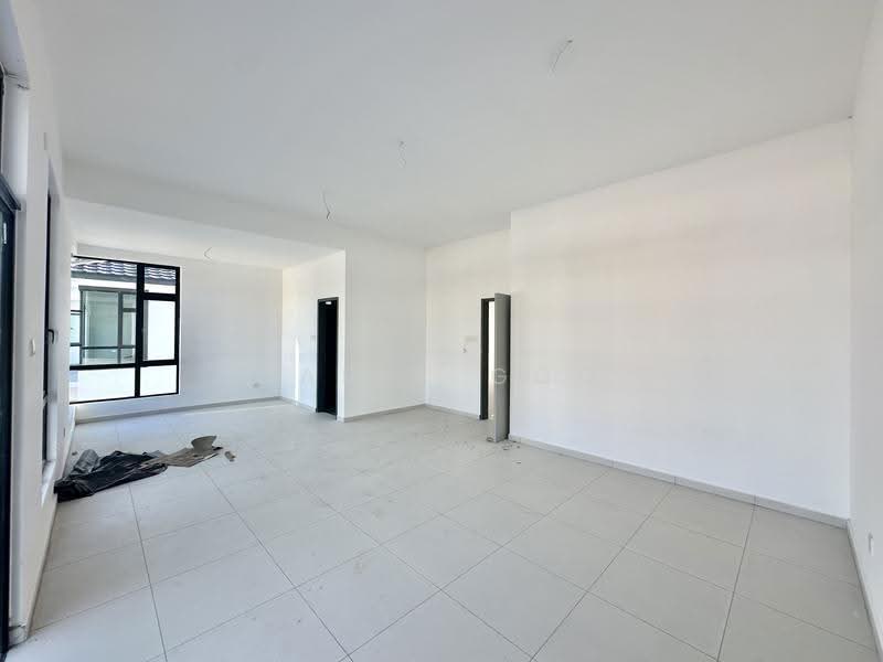 Rumah Berkembar untuk Dijual di Klebang (Melaka) - Daric Goo - Living Room - PropertyGuru.com.my