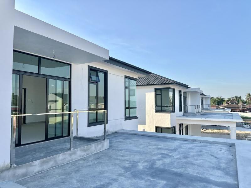Rumah Berkembar untuk Dijual di Klebang (Melaka) - Daric Goo - Exterior - PropertyGuru.com.my