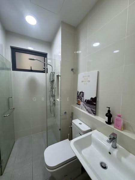 Kondominium untuk Dijual di Waltz Residences - Grace Lai - Bathroom - PropertyGuru.com.my
