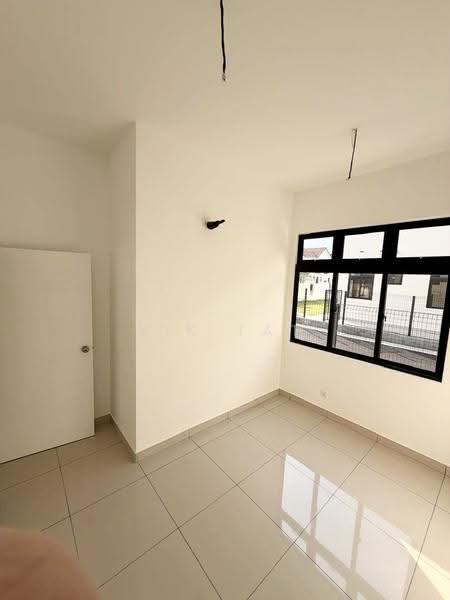 Rumah Teres 2-Tingkat untuk Dijual di Taman Rinting (Masai) - Yik Tat - Interior - PropertyGuru.com.my