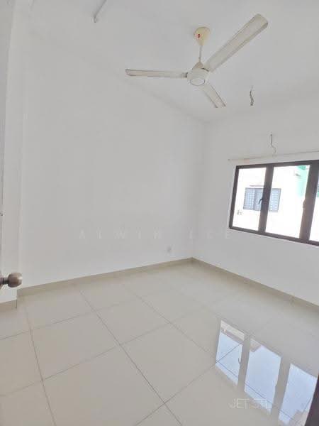 2.5-storey Terraced House for Sale in Setia Utama (Setia Alam) - Alwin Lee - Interior - PropertyGuru.com.my