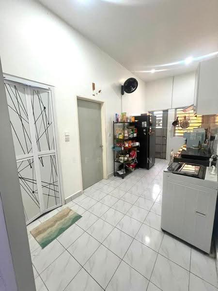 Rumah Teres untuk Dijual di Sungai Ara (Penang) - Jeff Tan - Kitchen - PropertyGuru.com.my
