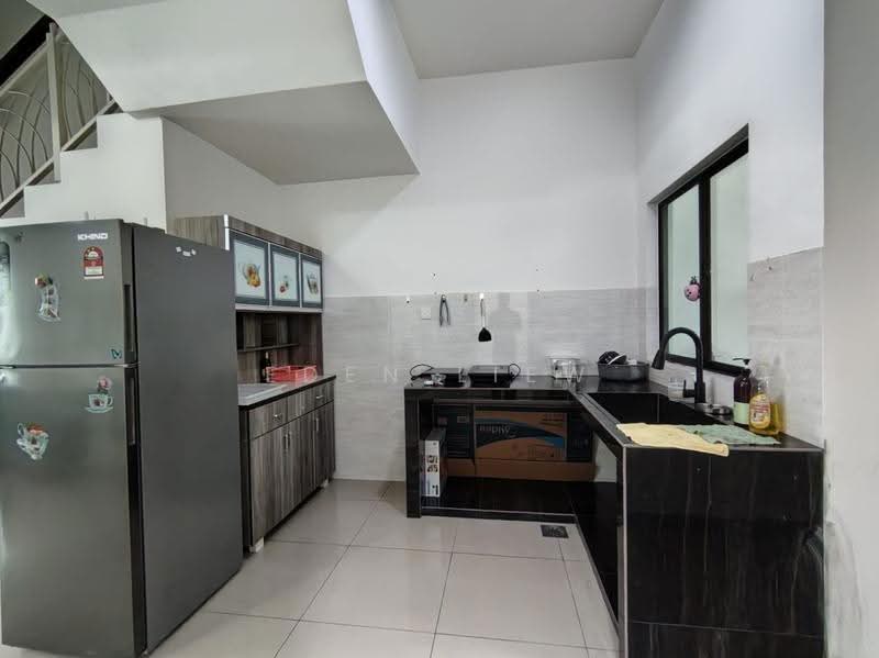 2-storey Terraced House for Sale in Johor Bahru (Johor) - Eden Liew - Kitchen - PropertyGuru.com.my