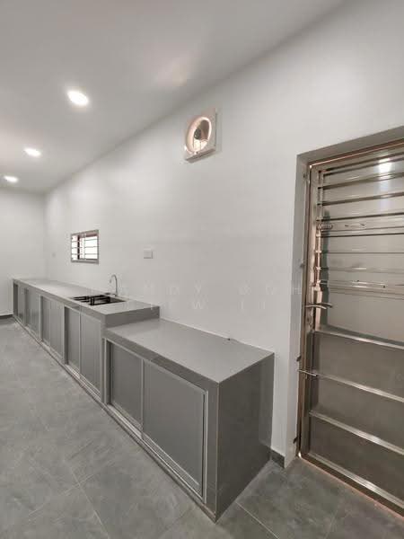 2-storey Terraced House for Rent in Taman Austin Duta (Tebrau) - Mandy Goh Siew Li - Kitchen - PropertyGuru.com.my