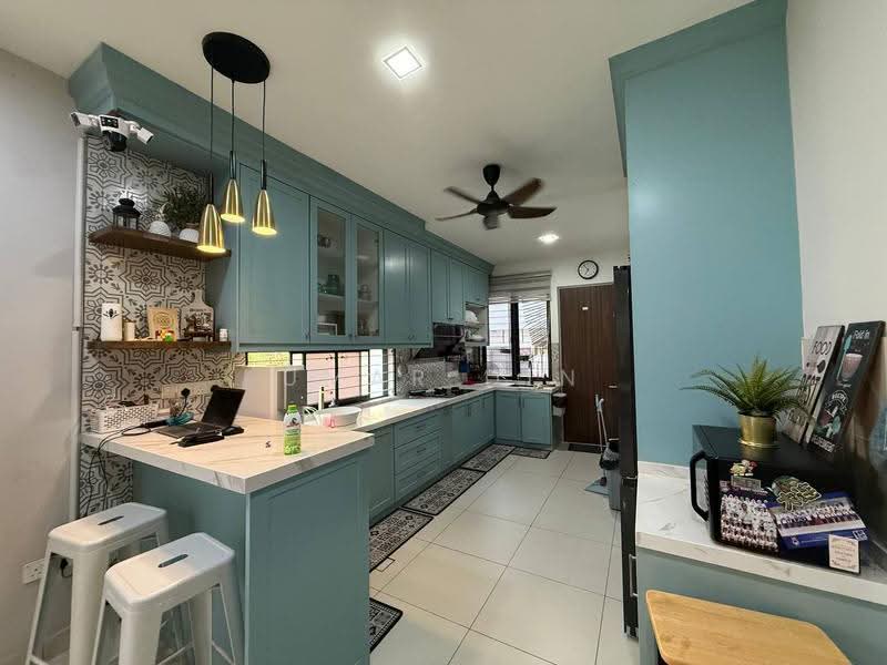 2-storey Terraced House for Sale in Elmina (Shah Alam) - Umar Din - Kitchen - PropertyGuru.com.my