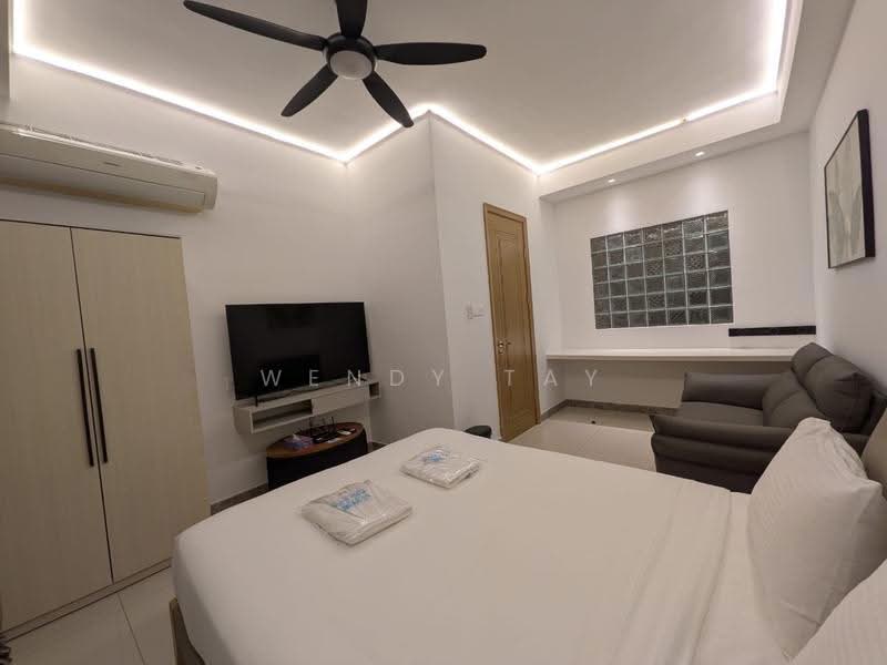 Kondominium untuk Dijual di R&F Princess Cove Phase 2-Seine Region - Wendy Tay - Bedroom - PropertyGuru.com.my