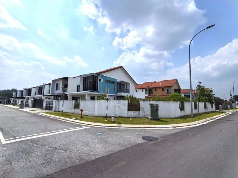 2-storey Terraced House for Sale in Bandar Dato Onn (Tebrau) - Karl Lim - Exterior - PropertyGuru.com.my