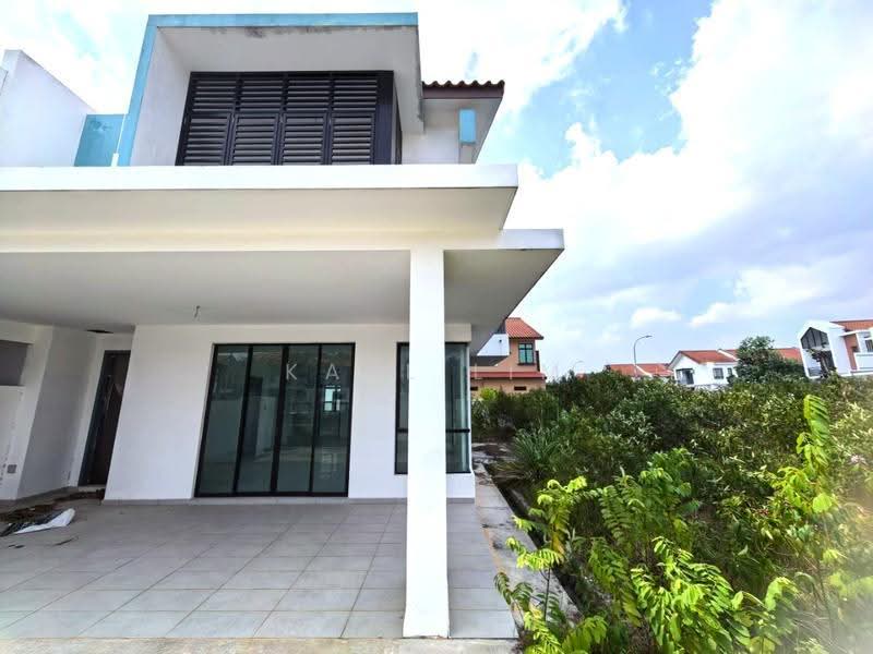 2-storey Terraced House for Sale in Bandar Dato Onn (Tebrau) - Karl Lim - Exterior - PropertyGuru.com.my