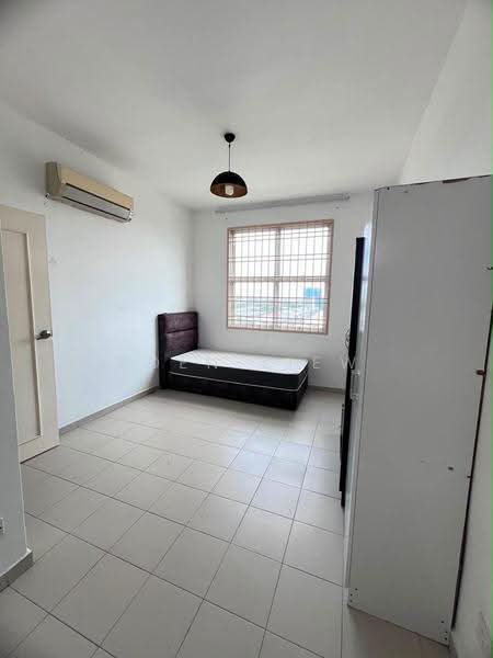 Apartment for Rent at Lake View Suites - Eden Liew - Bedroom - PropertyGuru.com.my