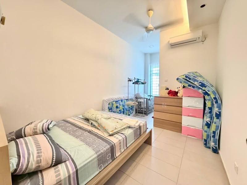 2-storey Terraced House for Sale in Ulu Tiram (Johor) - Ethan Gan - Bedroom - PropertyGuru.com.my