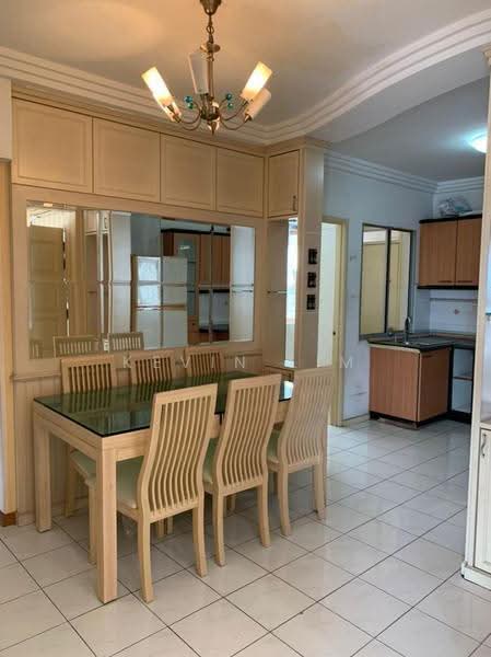 Kondominium untuk Dijual di Villa Emas - Kevin Lim - Dining Room - PropertyGuru.com.my