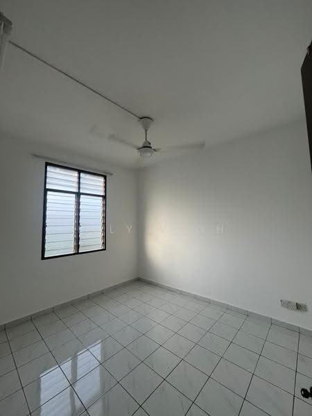 Rumah Flat untuk Disewa di Pangsapuri Seri Perantau - LILY YEOH - Bedroom - PropertyGuru.com.my