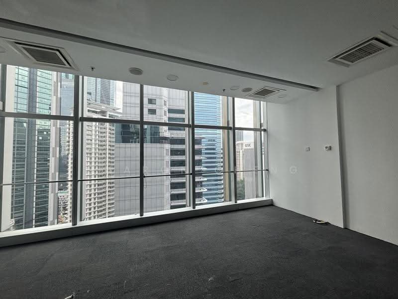 Pejabat untuk Disewa di KLCC (KL City Centre) - Sharon Cheng - View - PropertyGuru.com.my