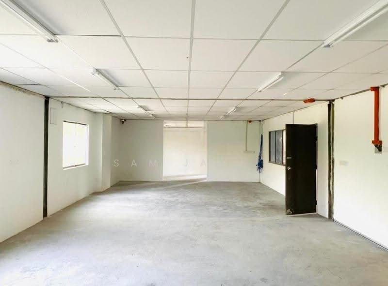 Gudang untuk Disewa di Kampung Baru Subang (Sungai Buloh) - Sam Jamal - Interior - PropertyGuru.com.my