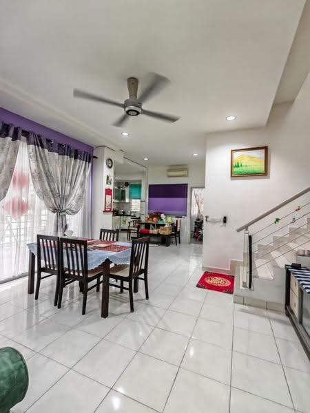 Rumah Teres 2-Tingkat untuk Dijual di Setia Indah (Setia Alam) - Alwin Lee - Dining Room - PropertyGuru.com.my